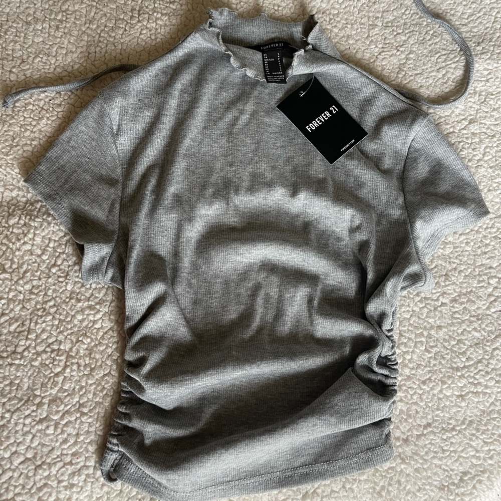 Forever 21 size small grey crop top with open back